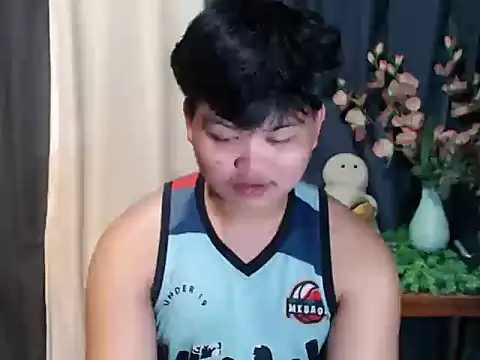 Reynelcock online show from April 6, 9:21 am