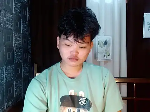 Reynelcock online show from October 7, 1:21 am