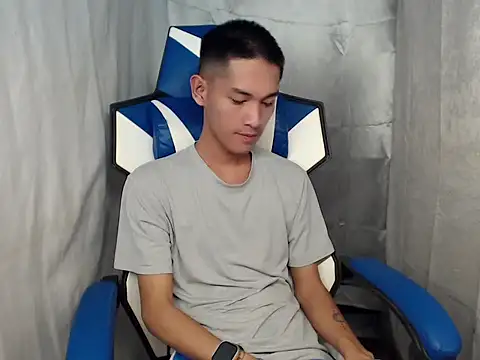 riks tyler online show from February 25, 9:27 pm