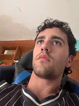 aavrdvh33 online show from November 13, 4:00 pm