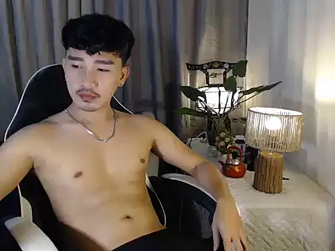 cute richard24 online show from December 18, 3:02 am