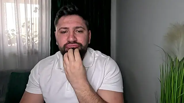 Gold Alpha Boy online show from April 17, 7:00 am