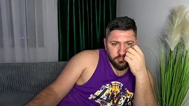 Gold Alpha Boy online show from March 10, 7:31 pm