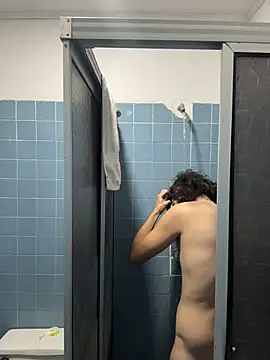 Luxx 14 online show from April 3, 5:32 pm