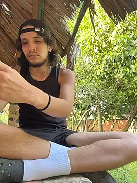 Luxx 14 online show from April 19, 10:23 pm