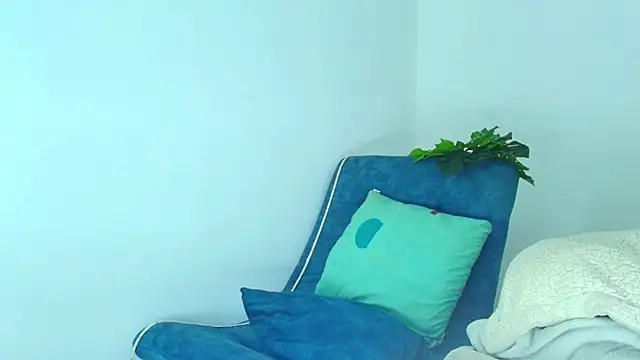 CamiiGuzmanX online show from November 12, 9:41 pm