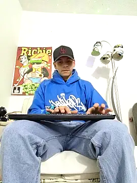 Thomasjons  online show from February 8, 2:50 am