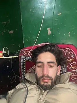 lyath3245 online show from February 6, 9:06 am