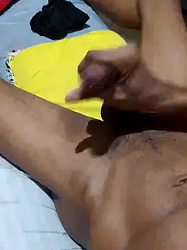 mayevviaqui online show from March 27, 8:10 pm