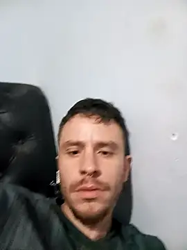 Guto- - online show from November 4, 6:20 pm