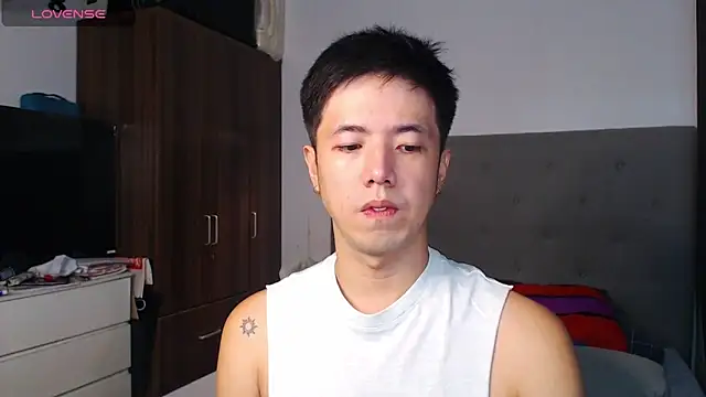 Addictiveboi online show from February 6, 3:47 am