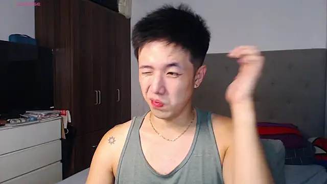 Addictiveboi online show from February 1, 2:32 am