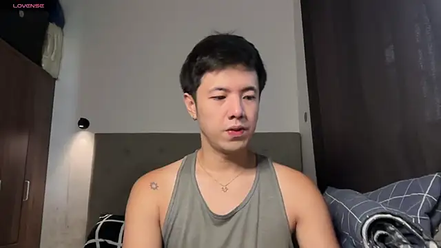 Addictiveboi online show from June 21, 3:34 am