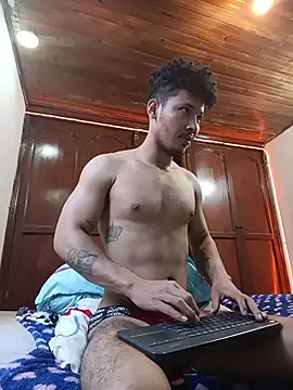 RuiMaddoox online show from February 26, 5:47 pm