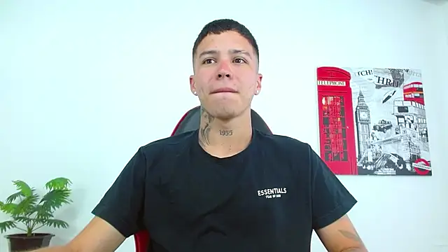 Cumandres18 online show from April 6, 2:29 pm