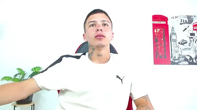 Cumandres18 online show from March 23, 2:45 pm