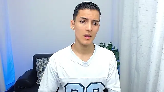 Matiius18 online show from October 17, 1:48 pm