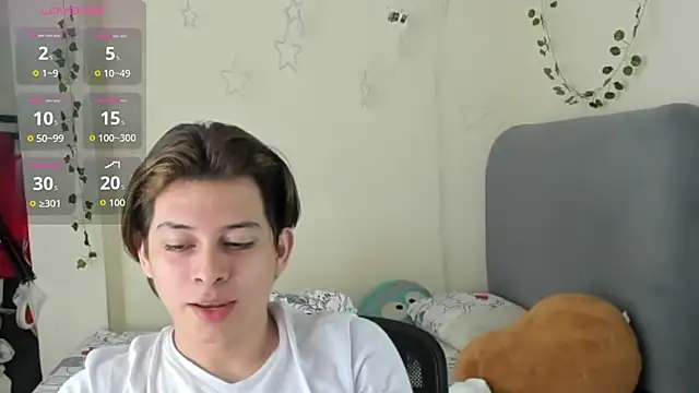Snapshot of Felix_art chatting on October 4, 8:02 pm Felix art online show from October 4, 8:02 pm