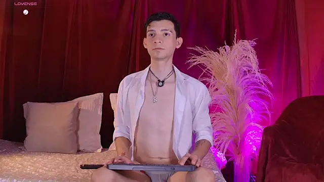 VicenteFerrer online show from June 2, 10:33 pm
