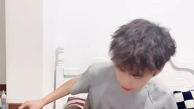 Snapshot of linger2563 chatting on September 25, 11:53 am linger2563 online show from September 25, 11:53 am