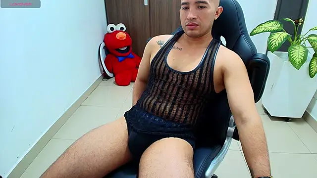 sebastian oconnor77 online show from September 19, 3:01 pm