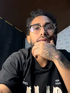 TU-MORENOO online show from September 21, 6:46 am