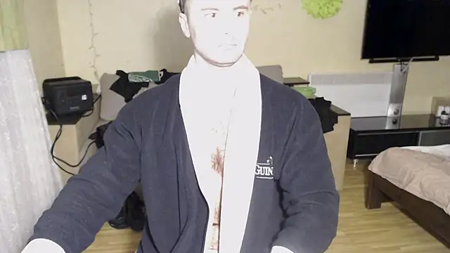 muscle uncut online show from December 17, 4:42 am