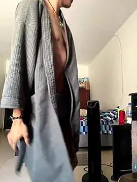 alandelrey57 online show from December 18, 3:08 pm