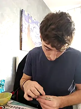 Thelouniost334    online show from November 9, 12:42 pm