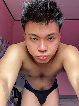 JerichoGutierez online show from August 3, 4:00 am