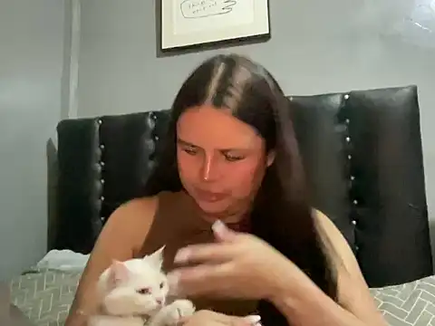 carlotaedwards online show from April 9, 12:44 pm