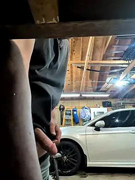 thechiguy91 online show from April 2, 11:45 pm