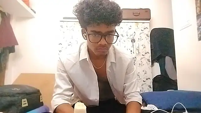 Rahulisagoodguy online show from November 1, 1:48 pm