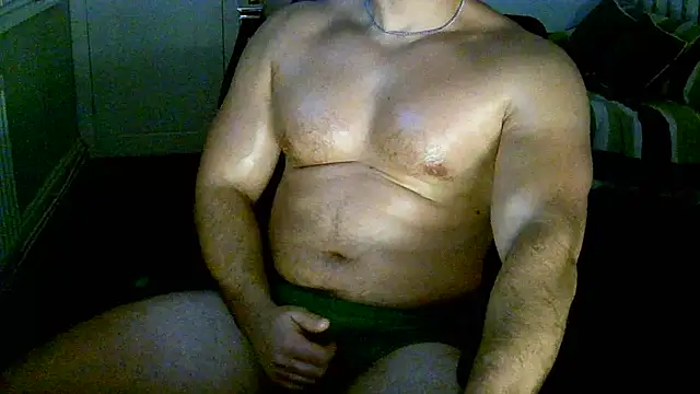 Snapshot of Serpent2463 chatting on September 17, 9:05 pm Serpent2463 online show from September 17, 9:05 pm