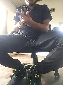 Bosssweet22cm online show from October 17, 7:07 pm