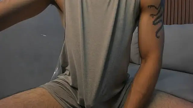 Leo santoro online show from September 16, 3:13 pm