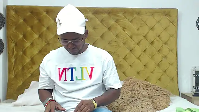 AndyCalifornia1 online show from October 20, 12:31 pm