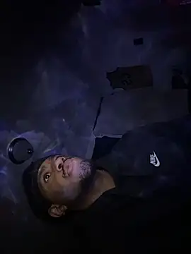 tyrek5051 online show from December 3, 1:00 am