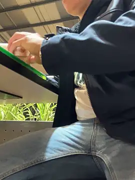 Kurtxxx22 online show from February 15, 11:46 pm