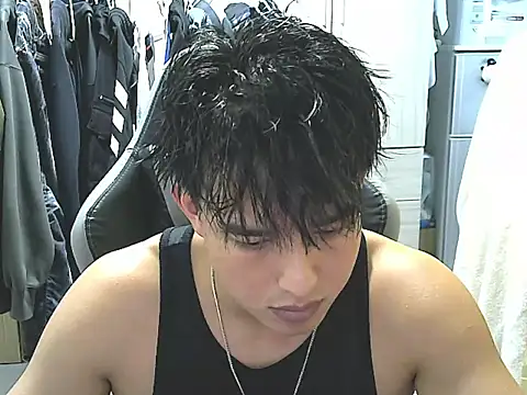 hunterXhan online show from January 13, 1:26 pm