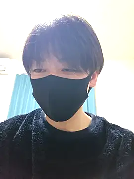 Earth 001 online show from November 25, 3:03 pm