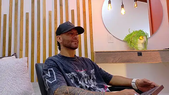 yorbymaxx online show from February 18, 1:42 pm