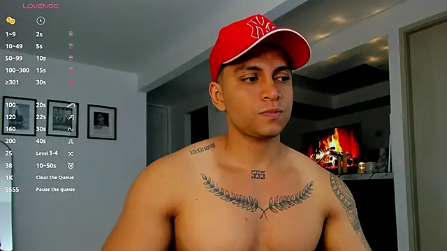 Nicolasmontoya16 online show from November 8, 11:52 pm