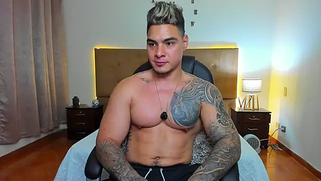 Steven Velez online show from September 12, 1:38 am