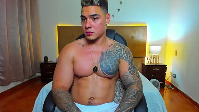 Steven Velez online show from September 11, 1:37 am