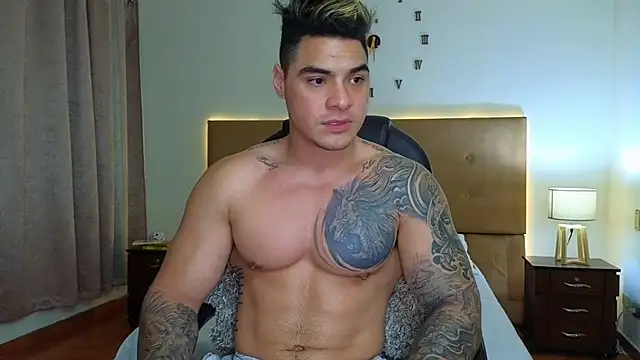 Steven Velez online show from December 16, 2:18 am