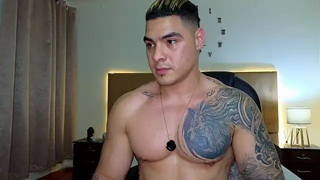 Steven Velez online show from October 30, 2:02 am