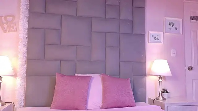 Noah Bells online show from February 5, 12:56 pm