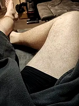 hubbyfun19 online show from April 4, 6:32 am