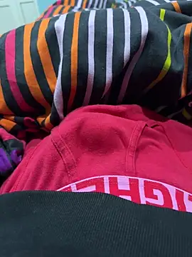 adiluci1 online show from January 18, 4:58 am